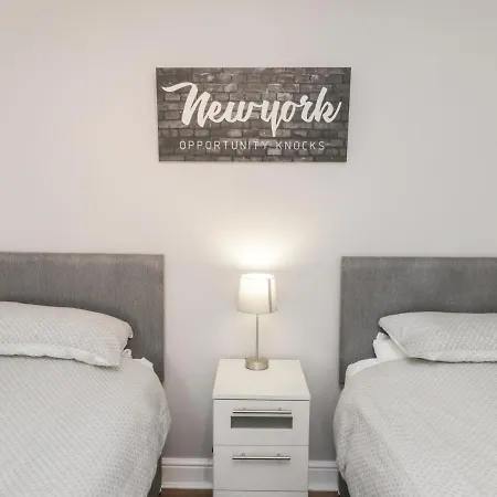 The Stables * Редкар